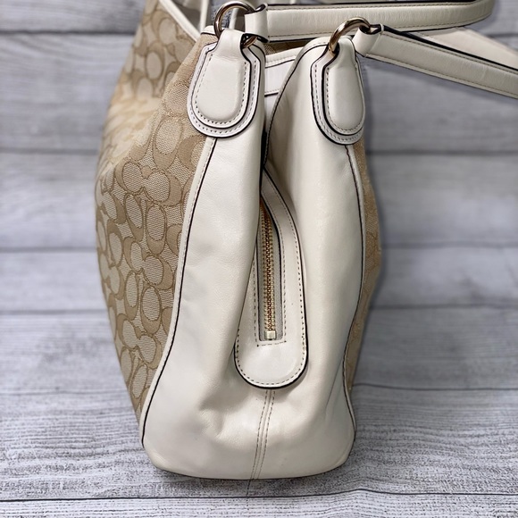 Coach Edie 31 Ladies Medium Signature Jacquard Shoulder Bag - Picture 7 of 14